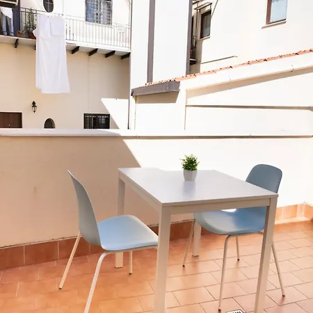 Monteleone Lejlighed Palermo